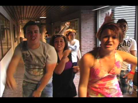 I Gotta Feeling rodado en plano secuencia (LipDub) lipdub-gotta-feeling