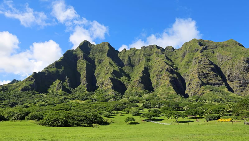 Kualoa Ranch (Hawaii): Aquí se rodó Jurassic World, Parque Jurásico, Perdidos (‘Lost’), Pearl Harbor… kualoa-ranch-lugar-rodaje-jurassic-park